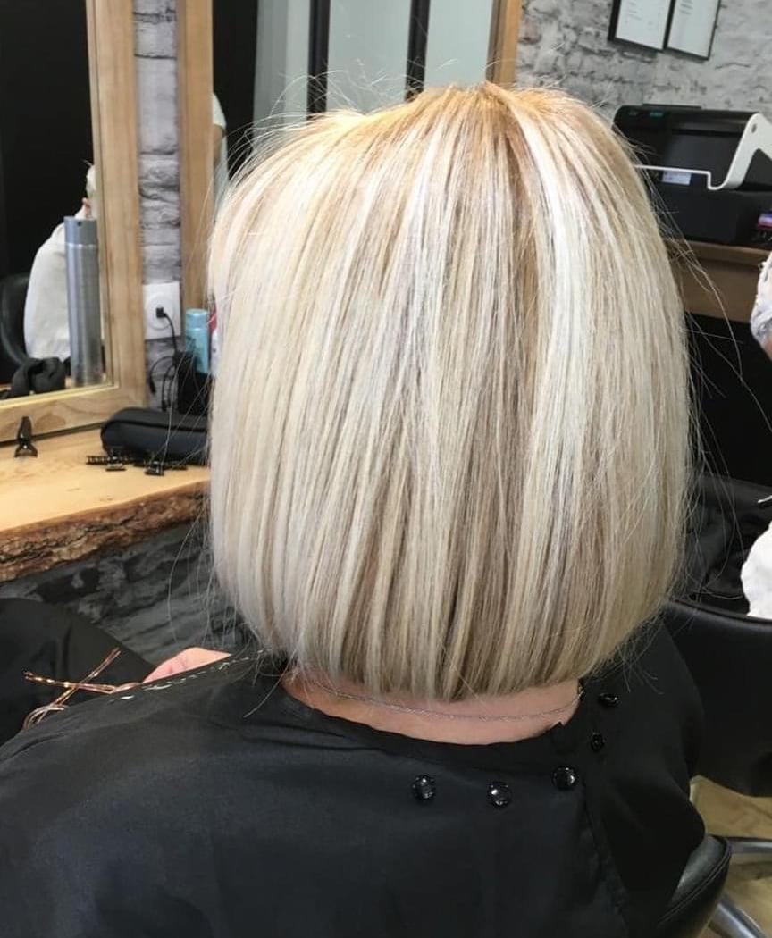Salon 102 1